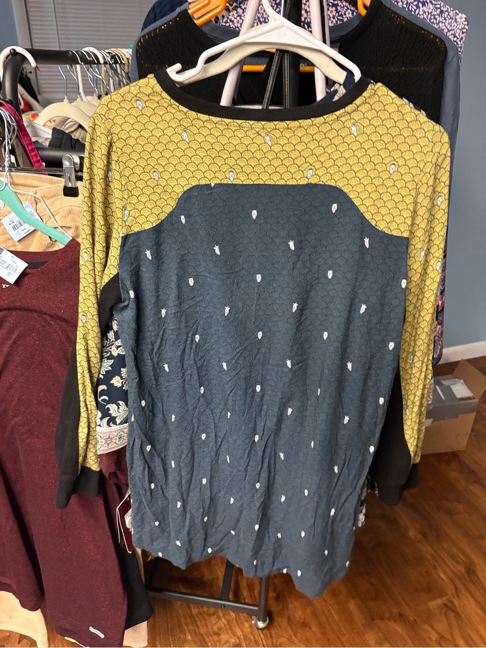 Fossil Yellow Scallop-Print Long Sleeve Top with Black Trim - Picture 5 of 5